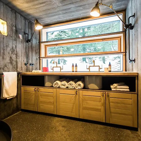 Hollmann Am Berg Ski-in Ski-out Chalet Turracher Höhe